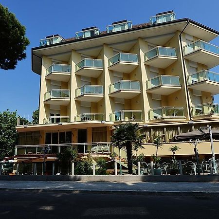 Hotel Bamar Pinarella Exterior foto