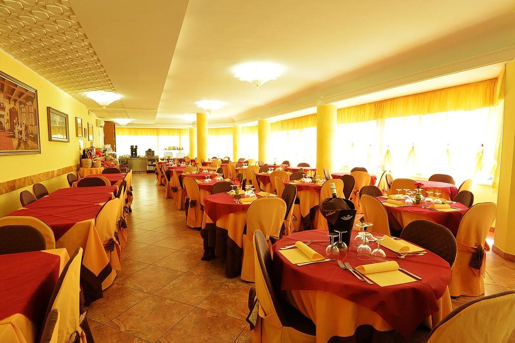 Hotel Bamar Pinarella Exterior foto